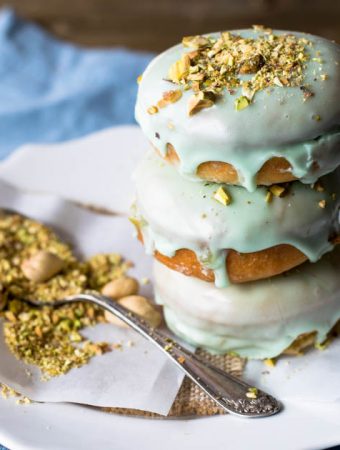 pistachio donuts recipe