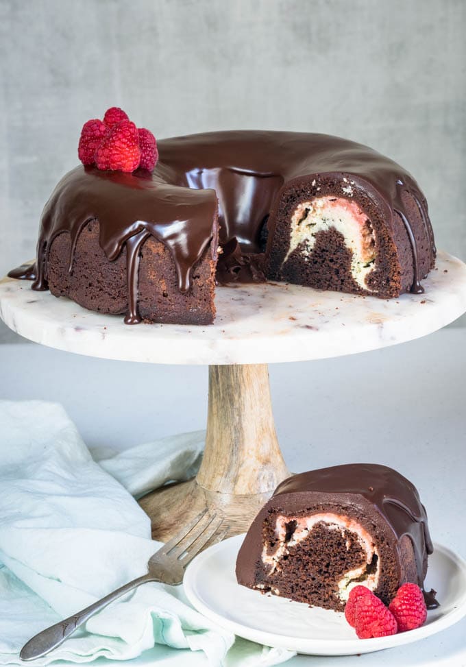 chocolate bundt cake raspberry cheesecake filling