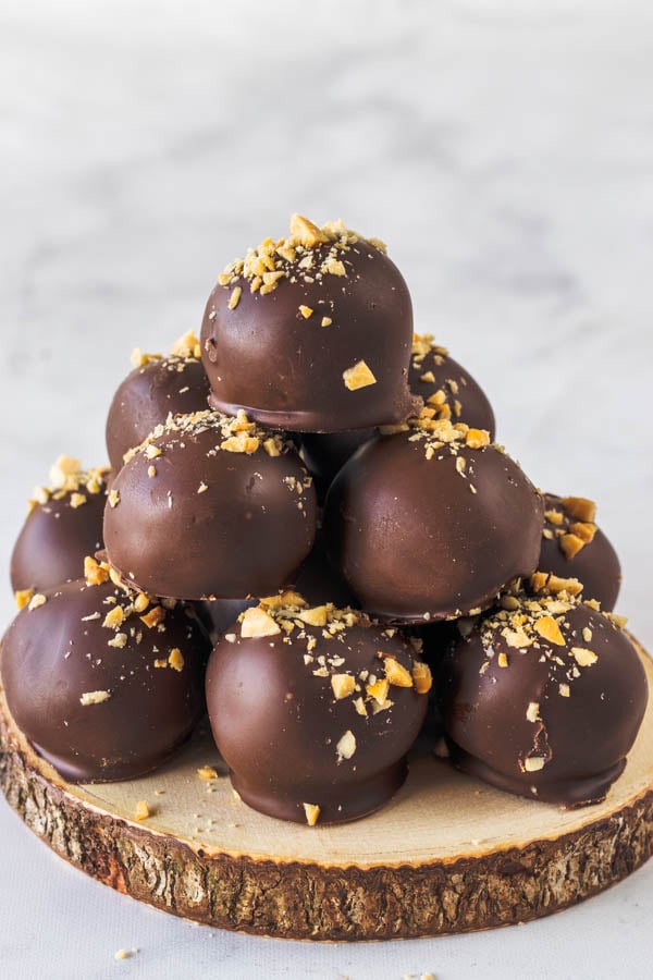 Chocolate Peanut Butter vegan truffles