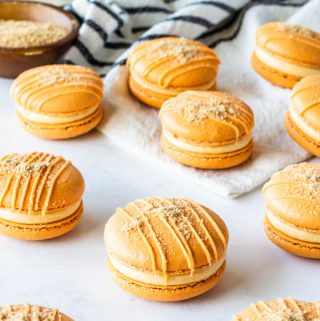 Pumpkin Cheesecake Macarons