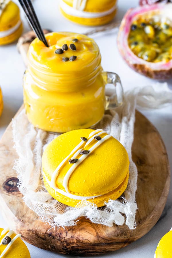 passion fruit curd to fill macarons