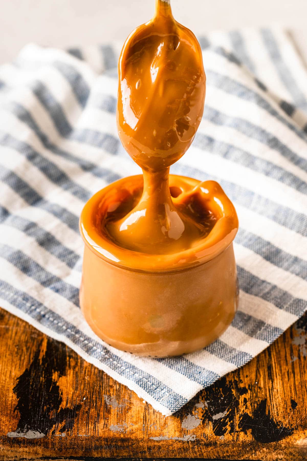 Slow Cooker Dulce de Leche Pies and Tacos