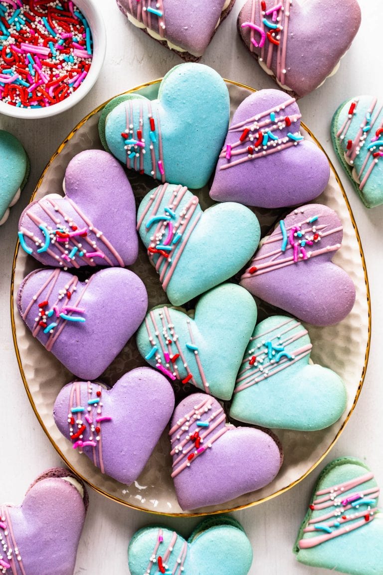 Heart Macarons filled with Brownie