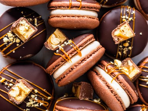 Snickers Macarons - Pies and Tacos