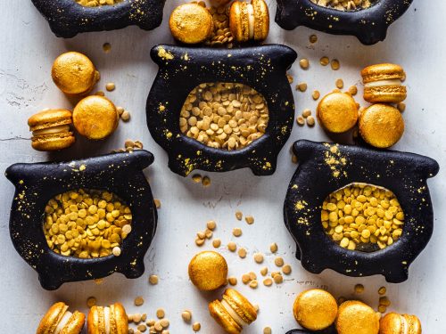 Pot of Gold Macarons - Pies and Tacos