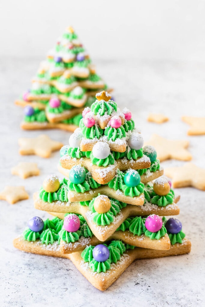 christmas tree made out of star cookies.