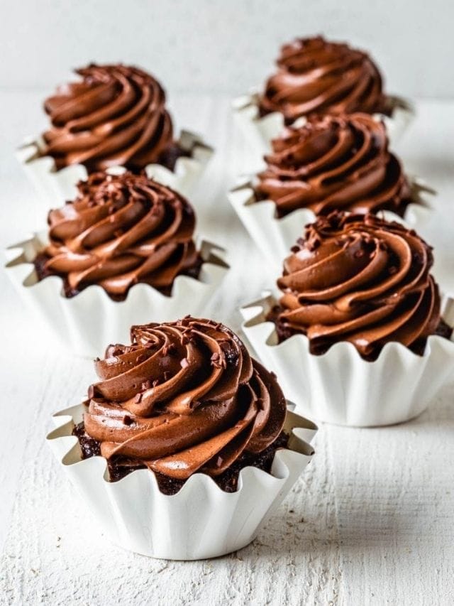 Chocolate Cupcakes With Sweetened Condensed Milk Frosting Story Pies