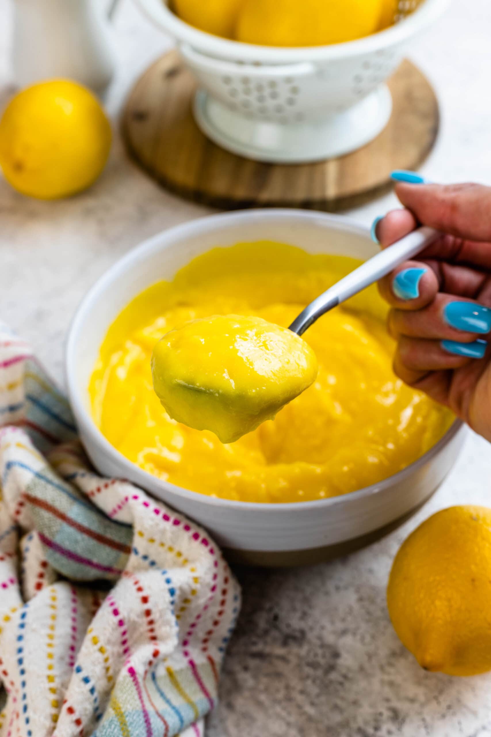 spoonful of lemon curd.