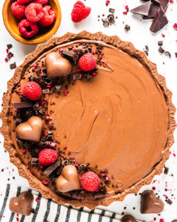No-Bake-Chocolate-Cheesecake-Pie-22